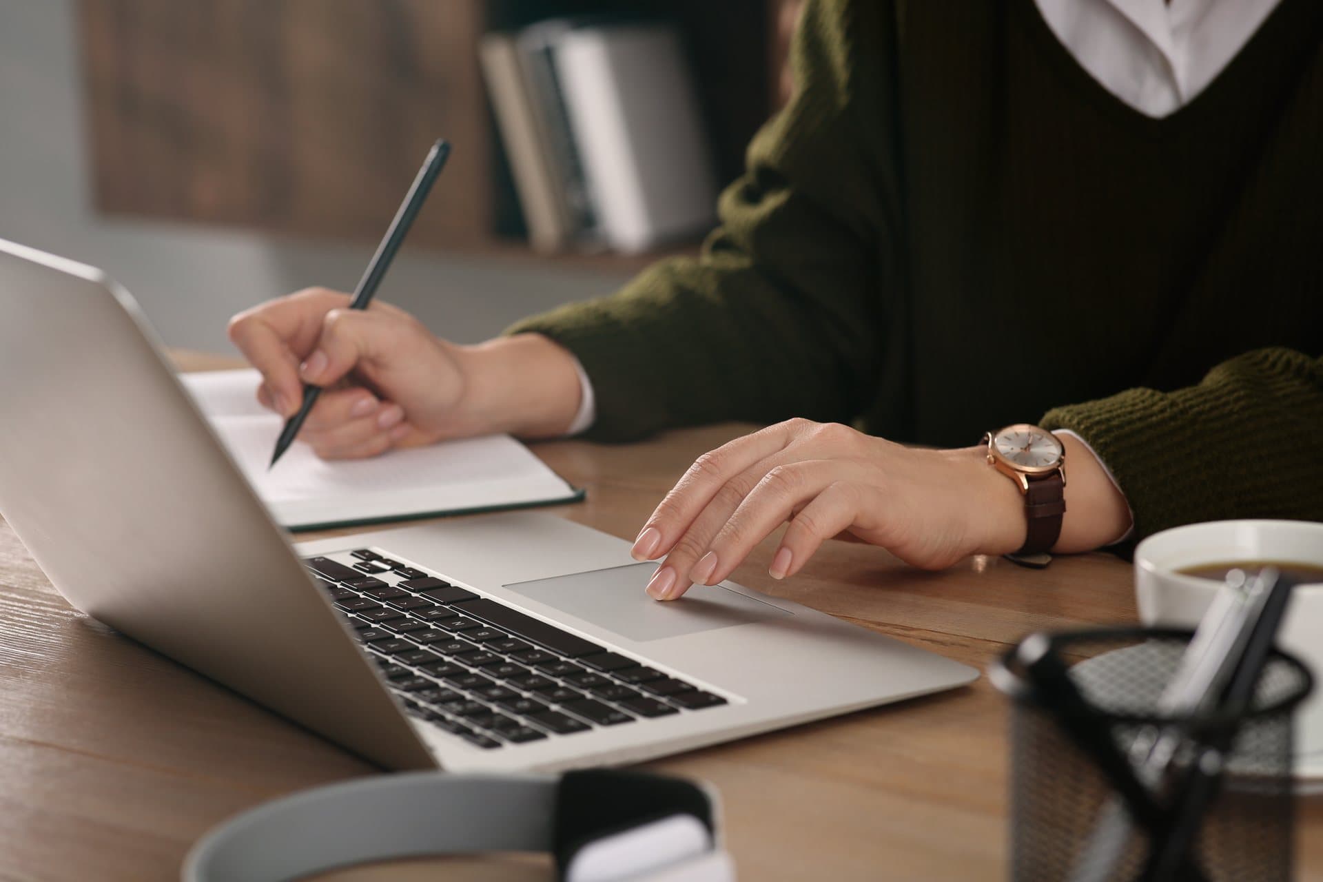 The cost of family dispute resolution and mediation training in Australia, and the payment options available.